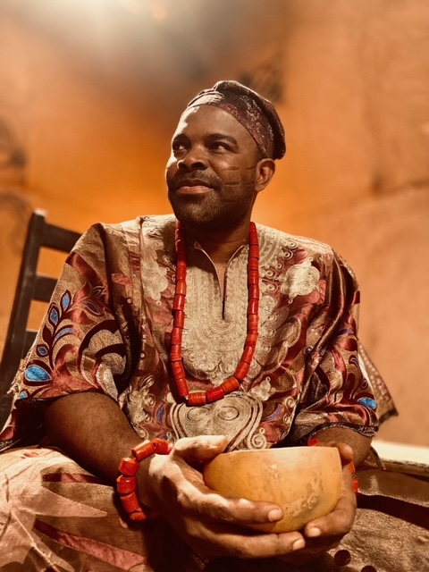 Adeoluwa Owu's New Film 'Asiri Ade' Stars Bolanle Ninalowo, Akin Lewis, Omowumi Dada, Gabriel Afolayan, and Mike Afolarin 2 Asiri Ade 003