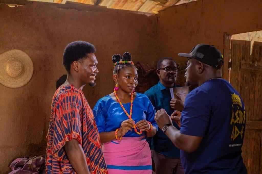 'Asiri Ade:' Adeoluwa Owu Hosts Exclusive Screening with Bolanle Ninalowo, Omowunmi Dada 3 Adeoluwa Owu on set with 'Asiri Ade' Cast Members - Papaya Studios