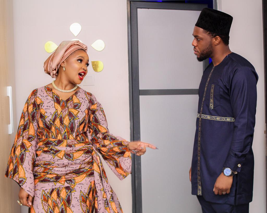 Fatimah Binta Gimsay Presents First-of-its-kind Eid Drama with 'Alli Eid Dinner' 1 Wendy Thompson-Lawal and Abdul Tijani Ahmed in 'Alli Eid Dinner'