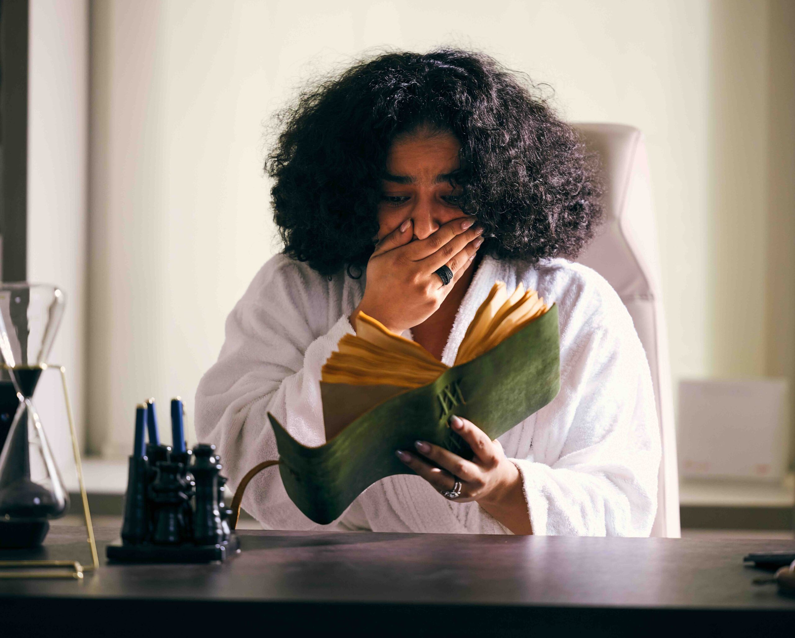 'Strong:' Sophie Alakija, Chris Okagbue Return for 'Drawing Strength' Sequel 1 Sophie Alakija in 'Strong' by Dimbo Atiya © Innovative Television Kontents