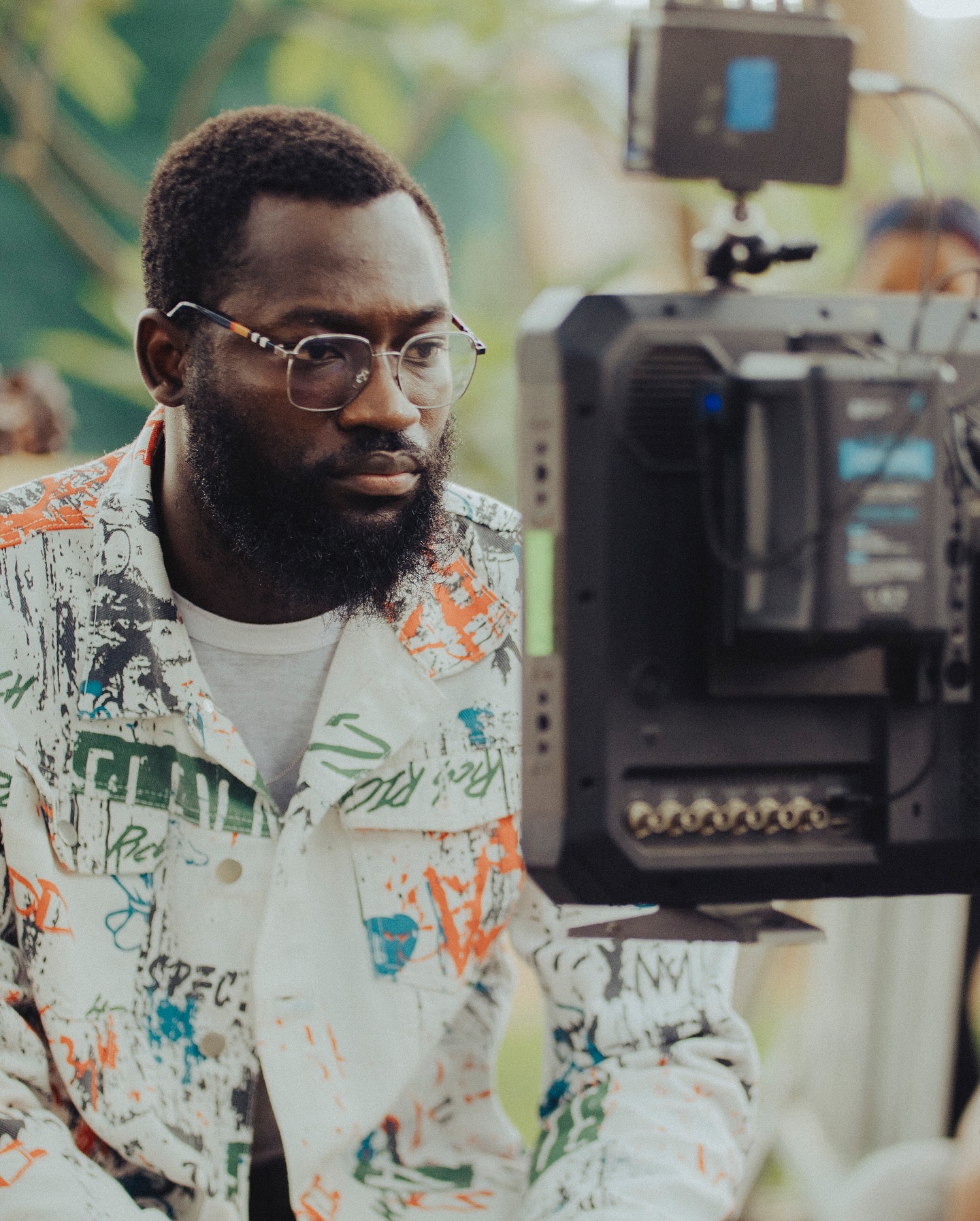'At Ease:' Seun Richards' Journey from Military Aspirations to Mental Health Awareness in Nollywood 5 Seun Richards BTS on the set of 'At Ease' © First Features Project