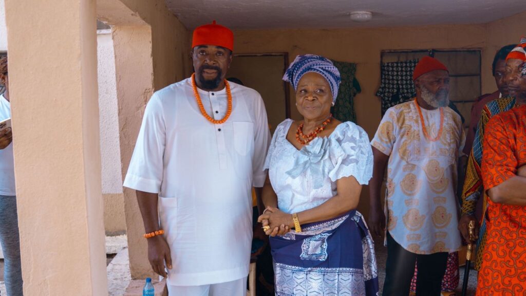 Bob Manuel with the late Onyeka Onwenu on the set of 'To Adaego With Love' © Tade Production House, Ziva Works Production